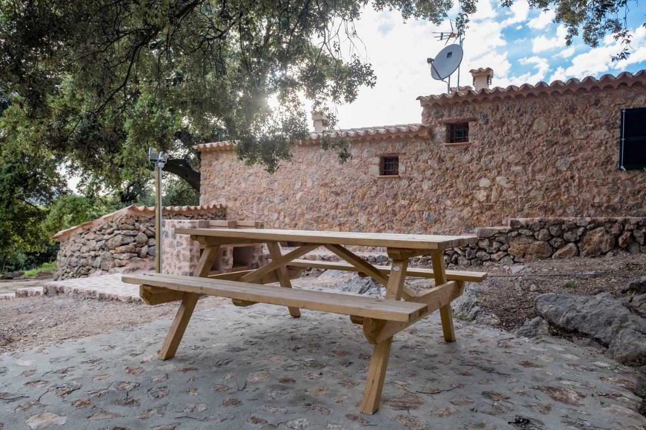 Agroturismo Son Alzines 룩크 외부 사진
