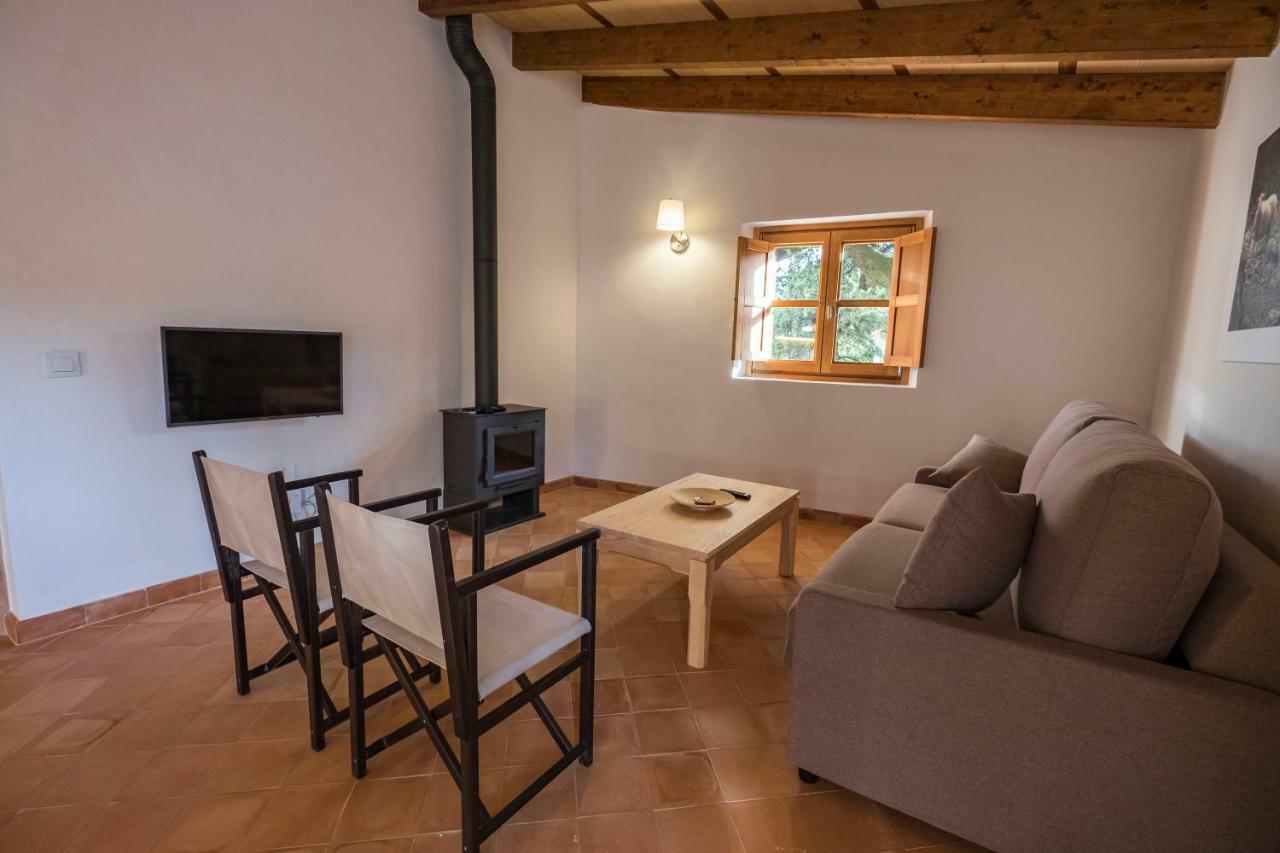 Agroturismo Son Alzines 룩크 외부 사진